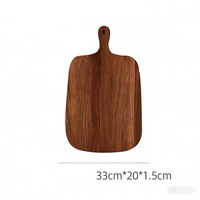 Planche à découper about de bois en acacia avec poignée – détail matière