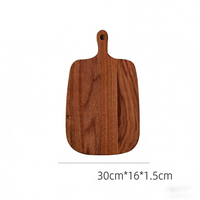 Planche à découper about de bois en acacia avec poignée – vue d'ensemble