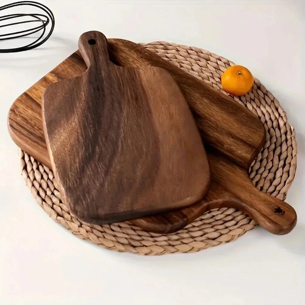 Planche à découper en bois deux tailles – en situation
