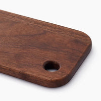 Planche à découper en bois format compact – en situation