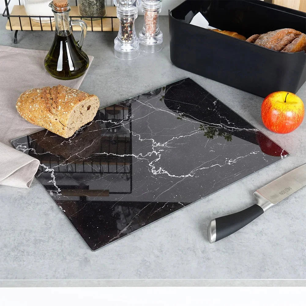 Planche à découper en verre noir effet marbre – vue de dessus