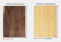 Planche à découper personnalisable pour couple, comparatif noyer et bambou, 30x20 cm
